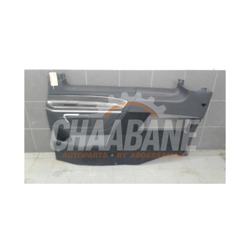 Revetement panneau lateral arriere droit 4476929700 Mercedes V (447.8) EQV 300