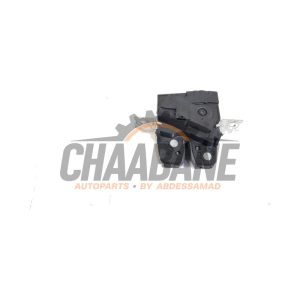 Serrure de coffre A2467400035 Mercedes A (W176) 1.6 A-200 16V