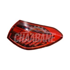 Feu arriere secondaire droit A2069060201 Mercedes C Estate (S206) C-300 e 2.0 Turbo