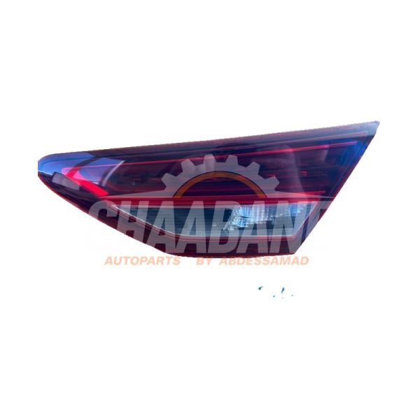 Feu arriere droit 5F0945308D Seat Leon (5FB) 2.0 TDI Ecomotive 16V 2012 / 2020
