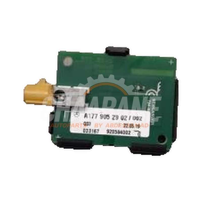 Antenne amplificateur A1779052902 Mercedes CLA (118.3) 1.3 CLA-180 Turbo 16V