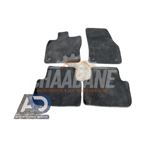 Tapis de sol 517863011EUN Volkswagen Golf Sportsvan (AUVS) 2.0 TDI 150 16V 2014 / 2021