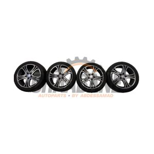 Kit jantes + pneus dhivers A2464012202 Mercedes CLA (117.3) 2.0 CLA-250 Turbo 16V 4-Matic