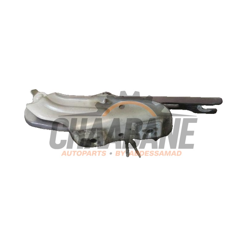 Charniere porte avant droite Skoda Fabia III (NJ3) 1.2 TSI 16V 2014 / 2021