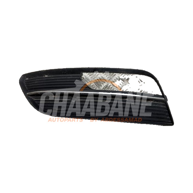 Pare-chocs grille 8V3807681A Audi A3 Sportback (8VA/8VF) 1.8 TFSI 16V 2012 / 2020