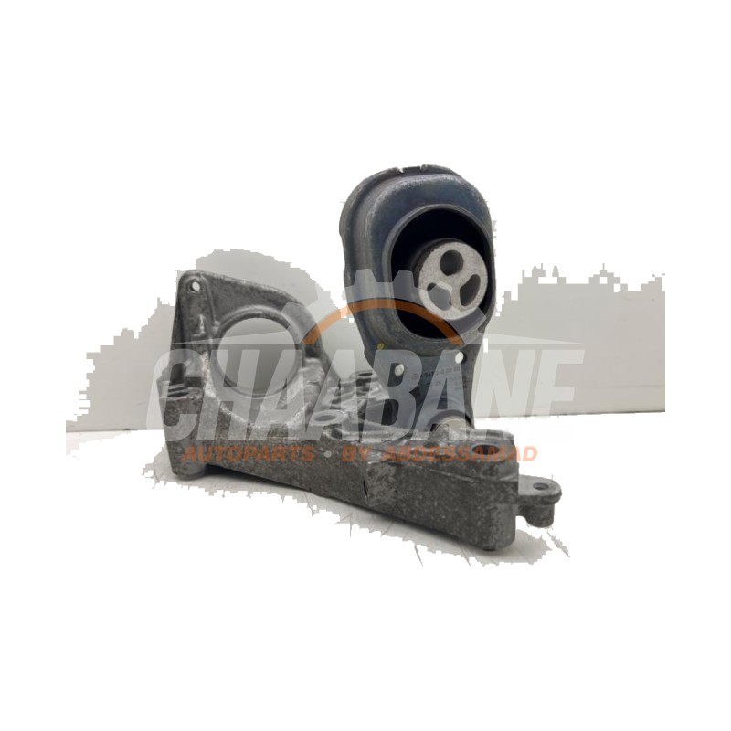 Support boite de vitesses A2822232600 Mercedes GLA (H247) 1.3 200 Turbo 16V
