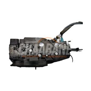 Serrure avant droite A1770032899 Mercedes A (177.0) 1.3 A-180 Turbo 16V