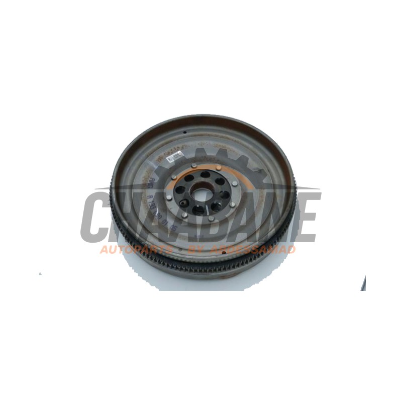 Volant dinertie masse double A1330300105 Mercedes CLA Shooting Brake AMG (117.9) 2.0 CLA-45 AMG Turbo 16V