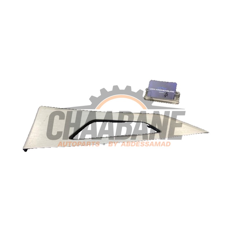 Bande decorative 4M8867449 Audi SQ8 (4MN) 4.0 V8 32V TFSI Quattro 2018