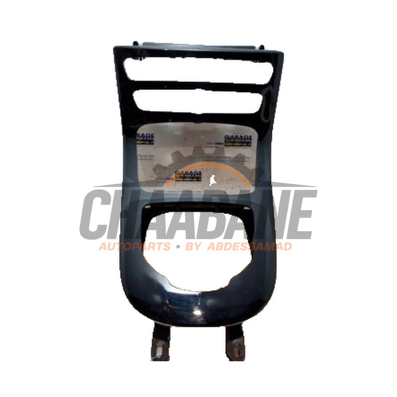 Bande decorative de tableau de bord A2138100815 Mercedes E (W213) E-200d 2.0 Turbo 16V