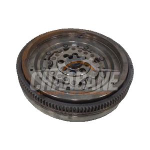Volant moteur 04L105266H Skoda Kodiaq 2.0 TDI 190 16V 4x4 2016