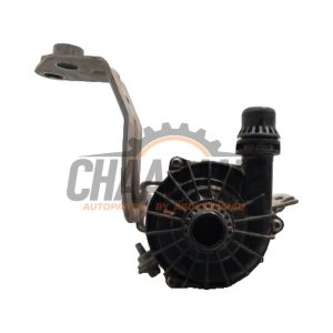Pompe a eau supplementaire A0005003800 Mercedes C Estate (S206) C-300 e 2.0 Turbo