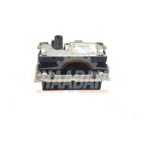 Display unite de controle multi media 8V0857273P Audi RS 3 Sportback (8VA/8VF) 2.5 TFSI 20V Quattro 2015 / 2020