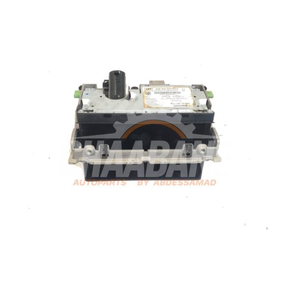 Display unite de controle multi media 8V0857273P Audi RS 3 Sportback (8VA/8VF) 2.5 TFSI 20V Quattro 2015 / 2020