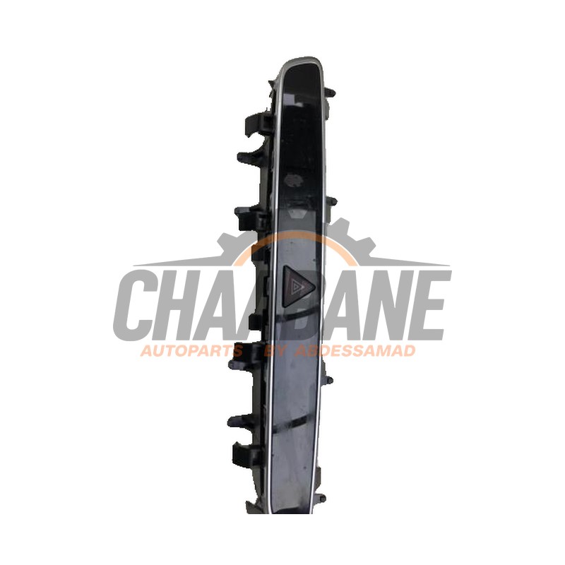 Commutateur eclairage durgence 2139054003 Mercedes E (W213) E-200d 1.6 Turbo 16V