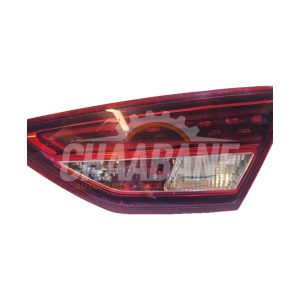 Feu arriere droit 5F0945308H Seat Leon (5FB) 2.0 TDI FR 16V 2012 / 2020