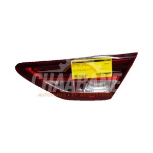 Feu arriere droit 5F0945308H Seat Leon (5FB) 1.6 TDI Ecomotive 16V 2012 / 2020