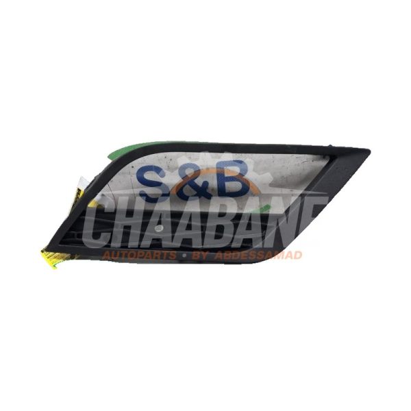 Pare-chocs grille 5F0853666A Seat Leon (5FB) 1.6 TDI Ecomotive 16V 2012 / 2020