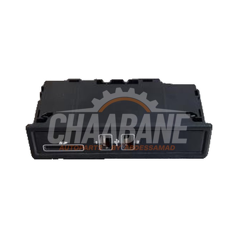 Prise USB A2058200526 Mercedes GLC Coupe (C253) 2.2 250d 16V BlueTEC 4-Matic