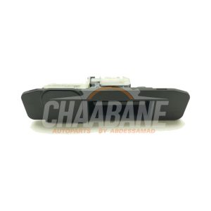 Poignee hayon 011504349 Mercedes A (177.0) 1.3 A-180 Turbo 16V