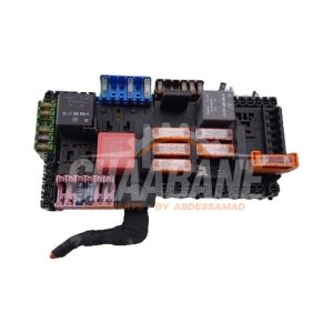 Porte fusible A2139068801 Mercedes E (C238) E-220d 2.0 Turbo 16V