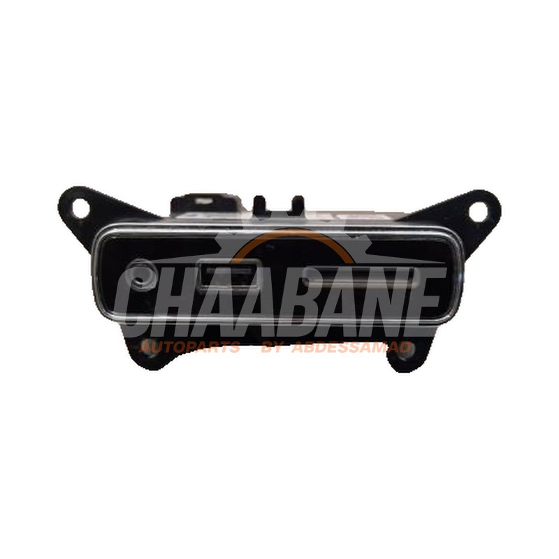 Connexion USB 670037500 Maserati Levante 3.0 S Biturbo V6 24V 2016