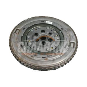 Volant moteur A2820302700 Mercedes CLA