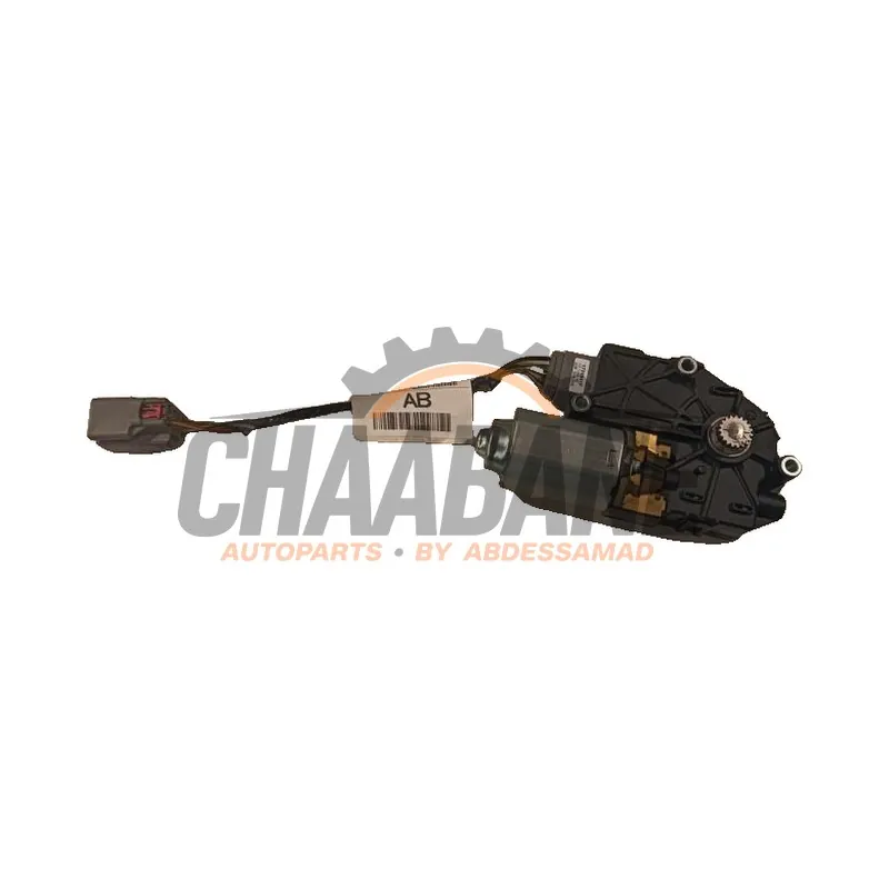 Moteur toit ouvrant LR128434 Landrover Discovery Sport (LC) 2.0 TD4 180 16V