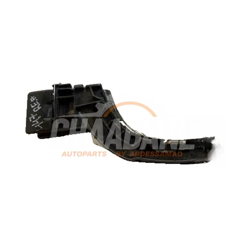 Element pare-chocs arriere droit A4478800112 Mercedes Vito (447.6) 2.0 114 CDI 16V 4x4