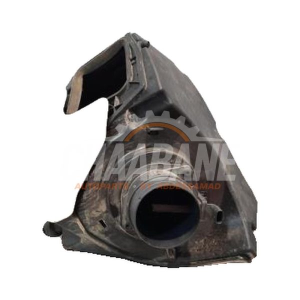 Boitier filtre a air 8W0133837P Audi A4 Avant (B9) 2.0 30 TDI Mild hybrid 16V 2015