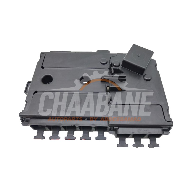 Porte fusible A2135401115 Mercedes E Estate (S213) E-300de 2.0 Turbo 16V