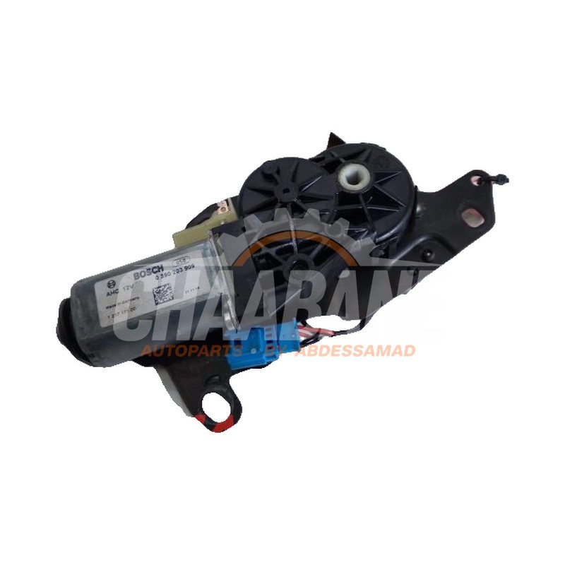 Moteur toit escamotable 121717100 Mercedes C (R205) C-63 AMG 4.0 V8 Biturbo