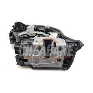 Serrure avant droite 51217281934 BMW 2 serie Active Tourer (F45) 220dA xDrive 2.0 TwinPower Turbo 16V 2013 / 2021