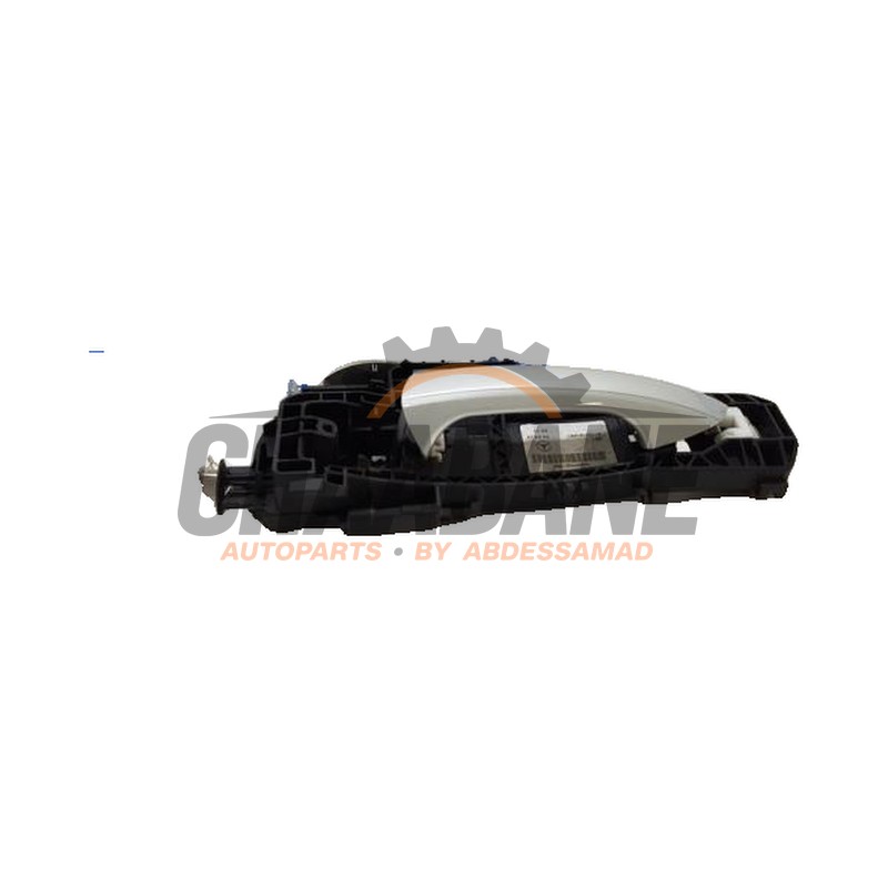 Poignee de porte avant gauche A2047601700 Mercedes A (W176) 1.6 A-180 16V