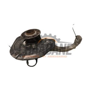 Fusee avant droit A2053322200 Mercedes C (W205) C-180 1.6 16V