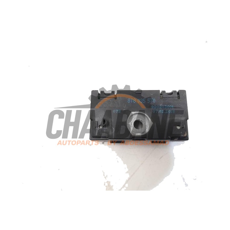 Antenne (divers) 8T8035570 Audi RS 3 Sportback (8VA/8VF) 2.5 TFSI 20V Quattro 2015 / 2020