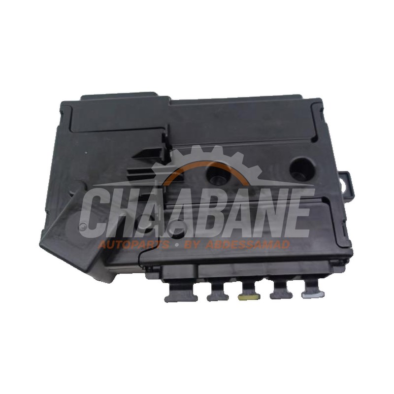 Porte fusible A2135406200 Mercedes E (C238) E-300 2.0 Turbo 16V