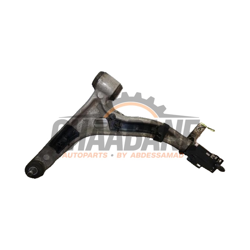Bras de suspension avant gauche A2463304700 Mercedes CLA (117.3) 1.6 CLA-200 16V