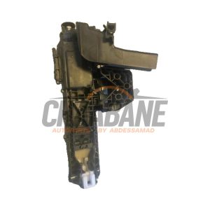 Poignee portiere 4portes avant droite A2047601800 Mercedes A-Klasse AMG (W176) 2.0 A-45 AMG Turbo 16V 4-Matic