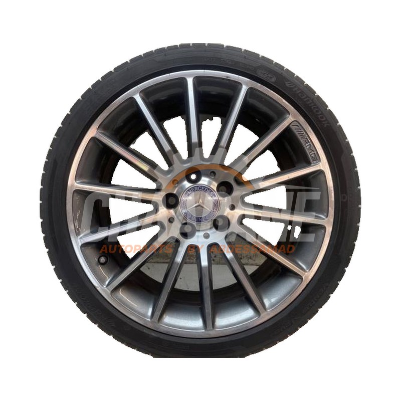 Jante + pneumatique A1764011000 Mercedes CLA (117.3) 1.6 CLA-180 16V