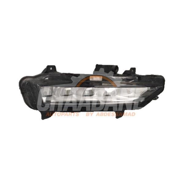 Feu antibrouillard avant gauche 5E3941699A Skoda Octavia 2019