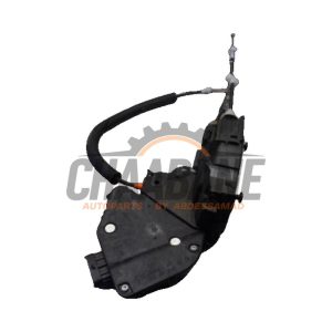 Serrure avant gauche LR078730 Jaguar XE 2.0d 180 16V