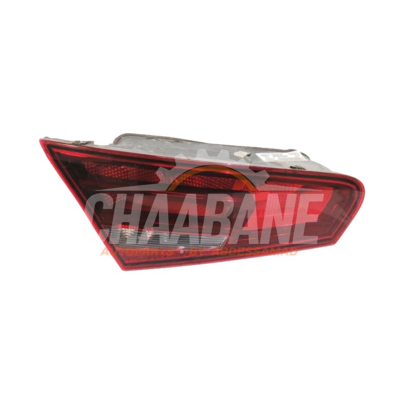 Feu arriere secondaire gauche 81050102 Audi A3 (8V1/8VK) 1.2 TFSI 16V 2012 / 2020