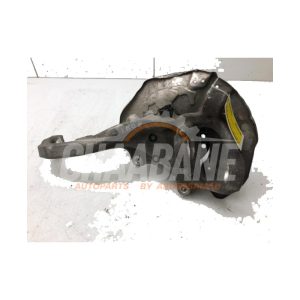 Fusee avant gauche 2133324700 Mercedes E (R238) E-300 2.0 Turbo 16V