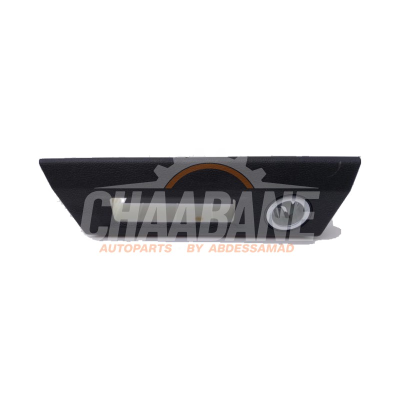 Prise 12 Volts 82B863617 Audi A1 Sportback (GBA) 1.0 25 TFSI 12V 2018