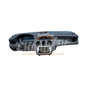 Tableau de bord 117680008 Mercedes CLA (117.3) 1.6 CLA-200 16V