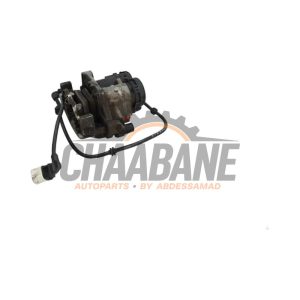 Etrier de frein (pince) arriere droit A2054230281 Mercedes C (W205) C-160 1.6 16V