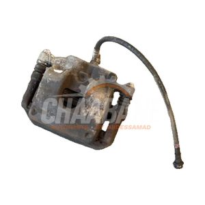 Etrier de frein avant droit A4704207000 Mercedes X (470) 250d 16V 4-Matic