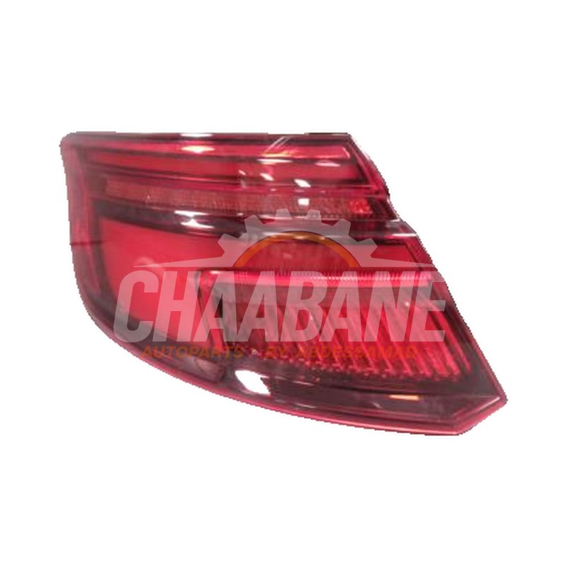 Feu arriere secondaire gauche 8V4945091 Audi RS3 2015 / 2020