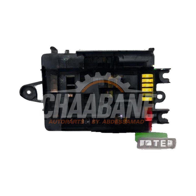 Porte fusible 938907001 BMW 3 serie Touring (F31) 320d 2.0 16V EfficientDynamicsEdition 2012 / 2019